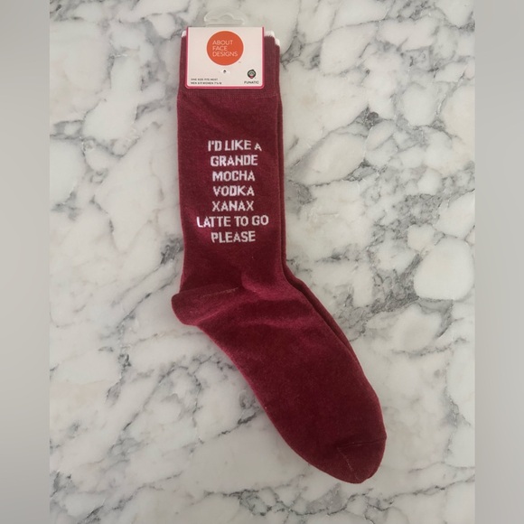 🧦 About Face Design Mens Humor Socks - Picture 1 of 4